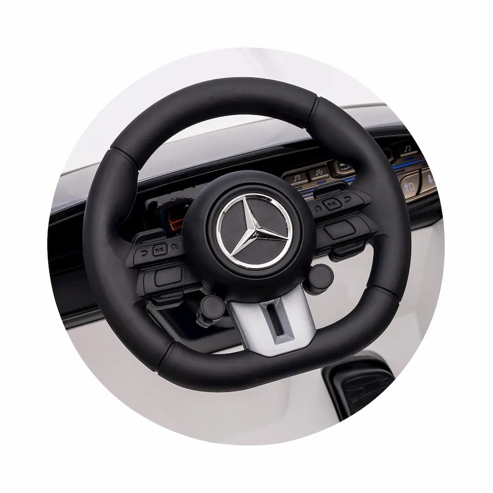 Удобен волан на детска кола Mercedes с бутони за звукови ефекти от pif.bg